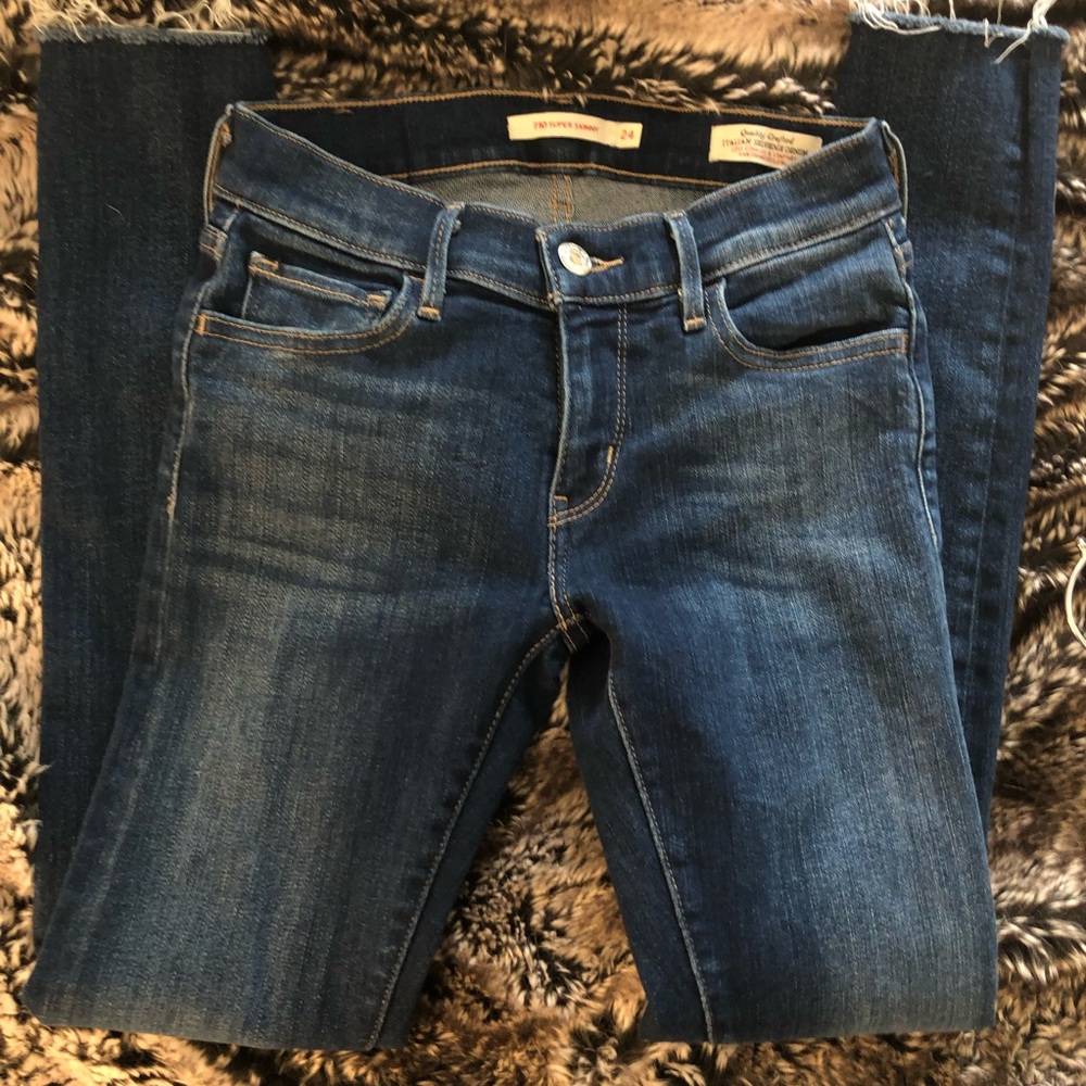 Levi’s Super Skinny Raw Hem Jeans 24 (0)